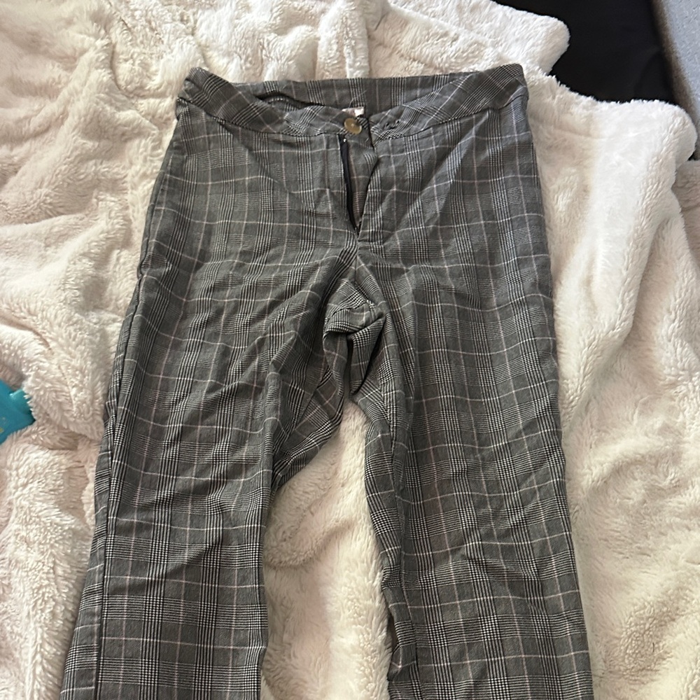 Women's Gray Plaid Pantsuit